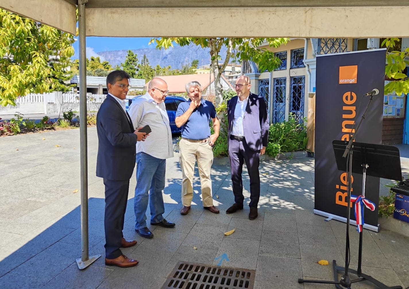 Orange ouvre son rseau 5G  Cilaos en 3,5 GHz